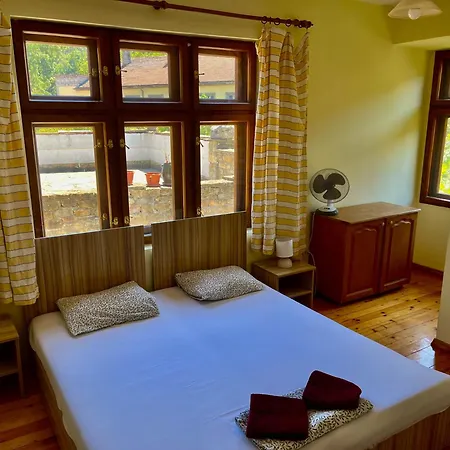 Auberge de jeunesse Mostel