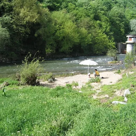 Auberge de jeunesse Mostel